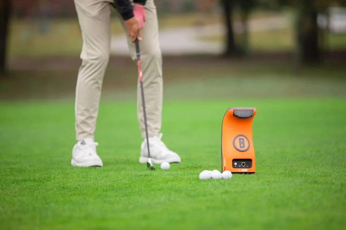 Bushnell Launch Pro Launch Monitor / Golf Simulator: Circle B Edition (Canada)