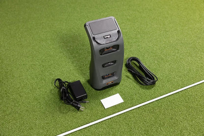 Bushnell Launch Pro i - Indoor - Launch Monitor / Golf Simulator: Circle B Edition (Canada)